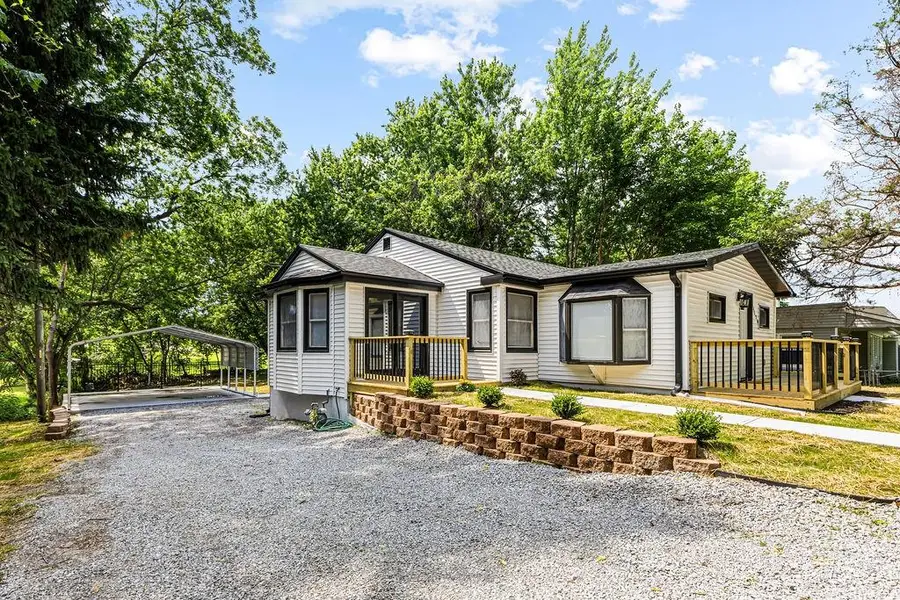 3126 S 29th Street, Saint Joseph, MO 64503 - #2