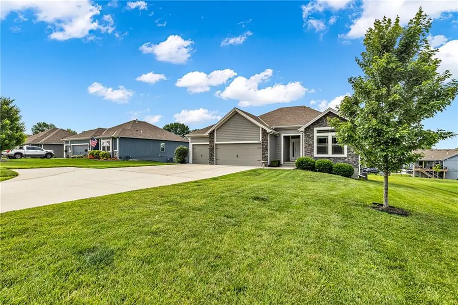 4109 NE 80th Street, Kansas City, MO 64119 - #2