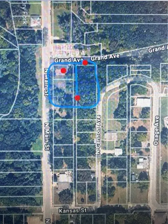 637 N Main Street, Excelsior Springs, MO 64024