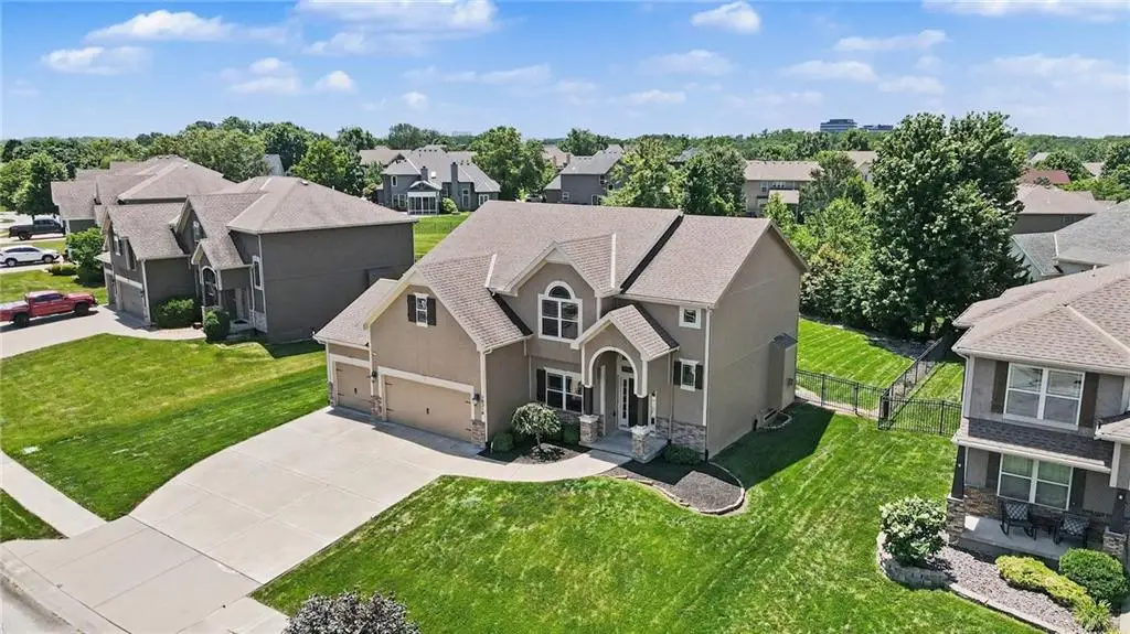 10318 N Fisk Avenue, Kansas City, MO 64154 - #1
