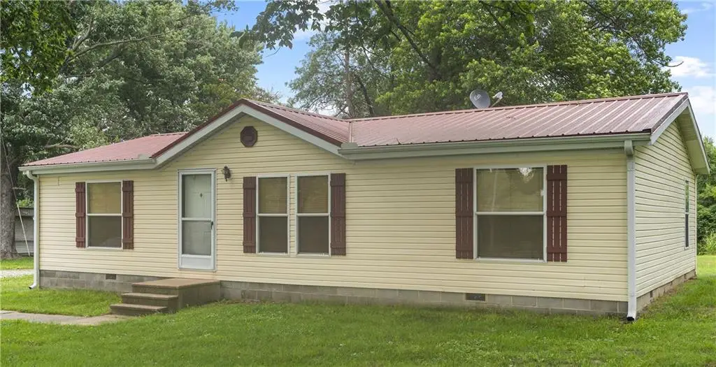 18509 S 1600 Road, Nevada, MO 64772 - #1