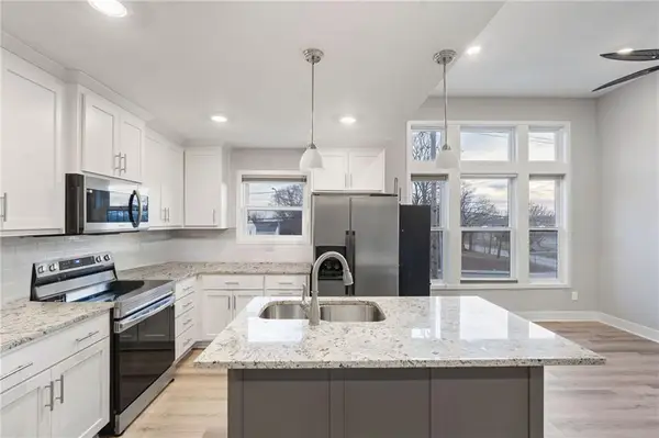 2312 NE 72nd Street, Kansas City, MO 64118