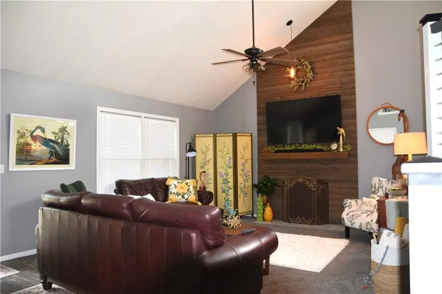 104 NE Eastwood Drive, Blue Springs, MO 64014 - #3