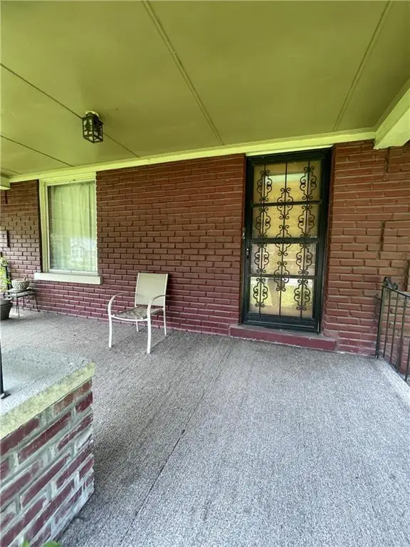 2717 E 35th Terrace, Kansas City, MO 64128 - #3