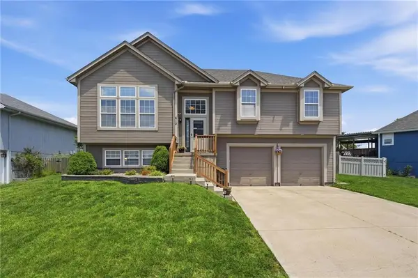 612 NW Whitney Drive, Grain Valley, MO 64029