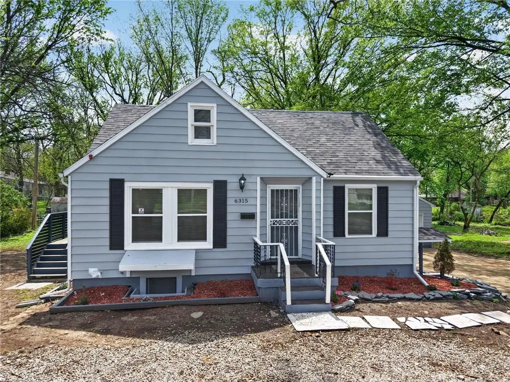 6315 E Red Bridge Road, Kansas City, MO 64134 - #1