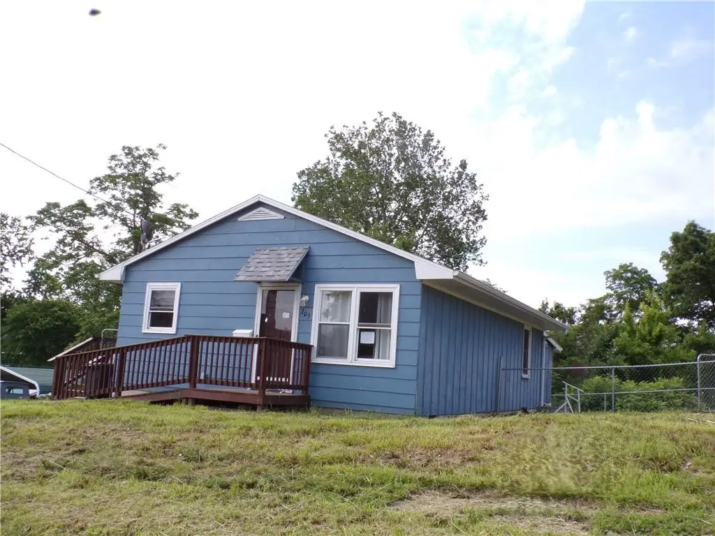 203 W Heidel Street, Carrollton, MO 64633 - #1