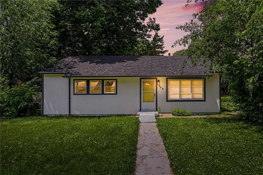 744 N 82nd Street, Kansas City, KS 66112 - #2
