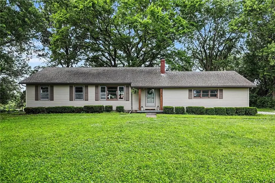 7503 Harry S Truman Road, Grandview, MO 64030 - #2