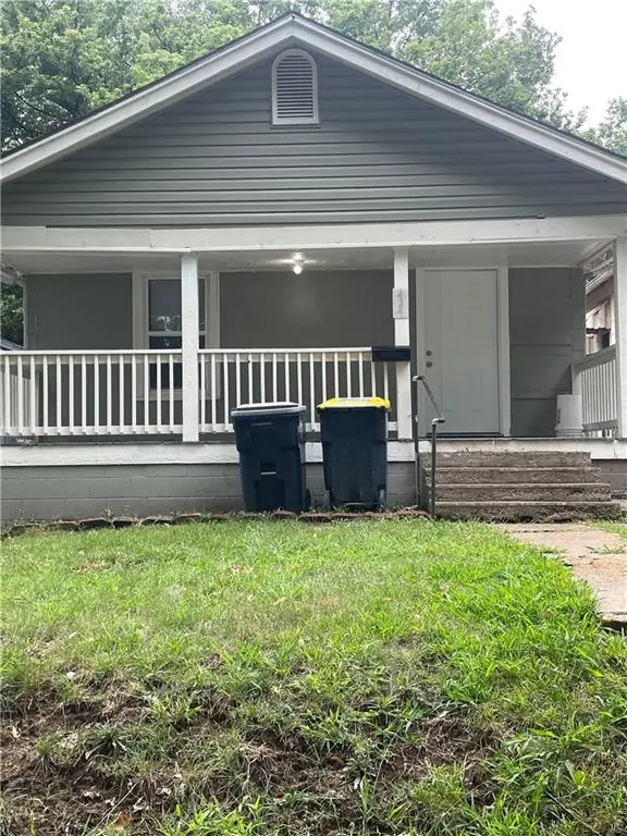 424 N Brighton Avenue, Kansas City, MO 64123 - #1