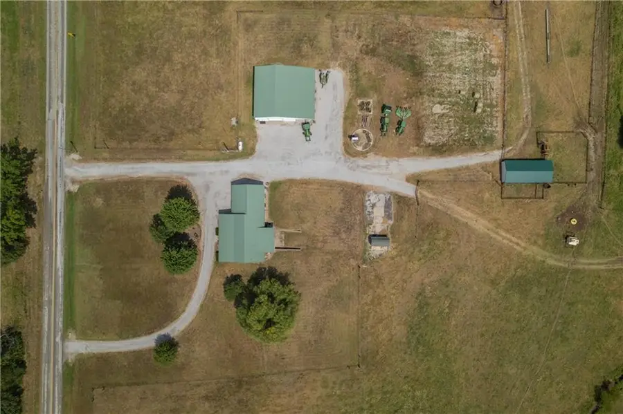 674 V Highway, Lamar, MO 64759 - #3