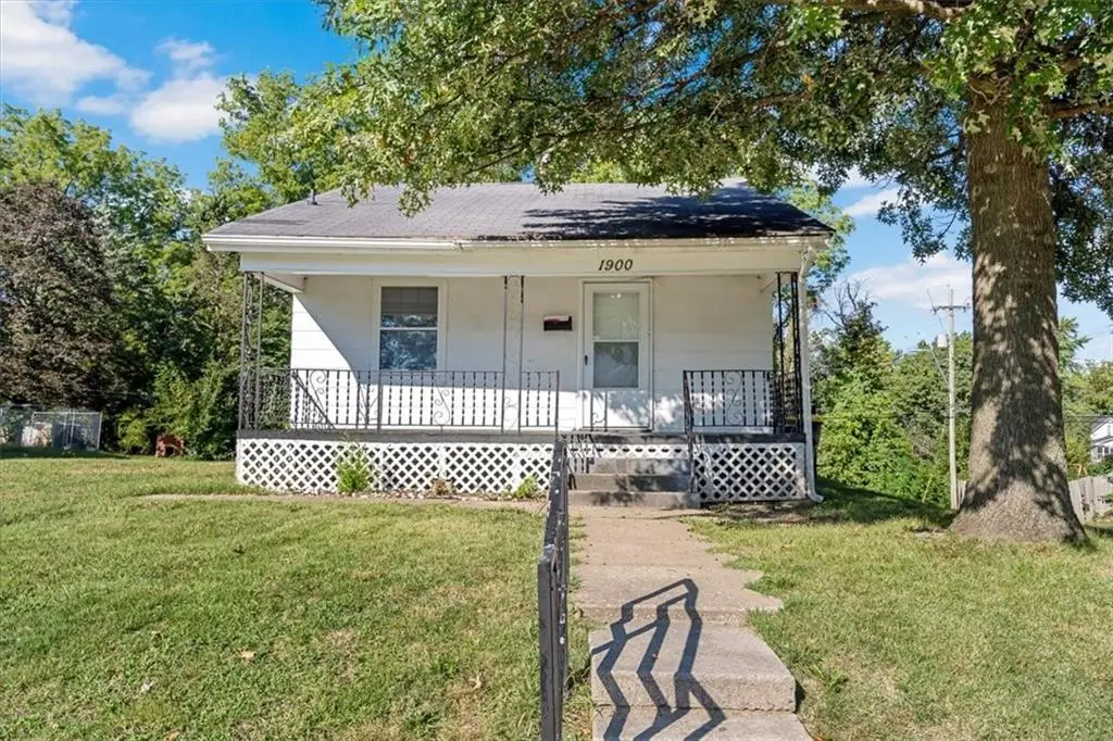 1900 Ewing Avenue, Kansas City, MO 64126 - #1