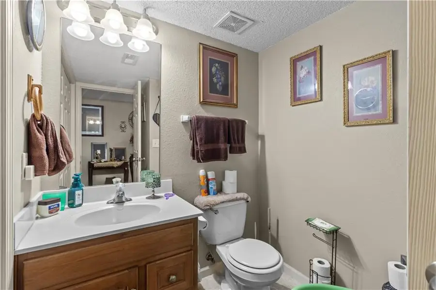 10563 E 46th Terrace, Kansas City, MO 64133 - #3