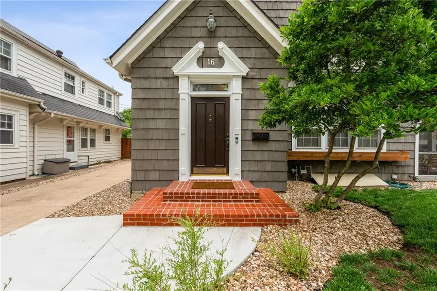 16 E 63rd Street, Kansas City, MO 64113 - #2