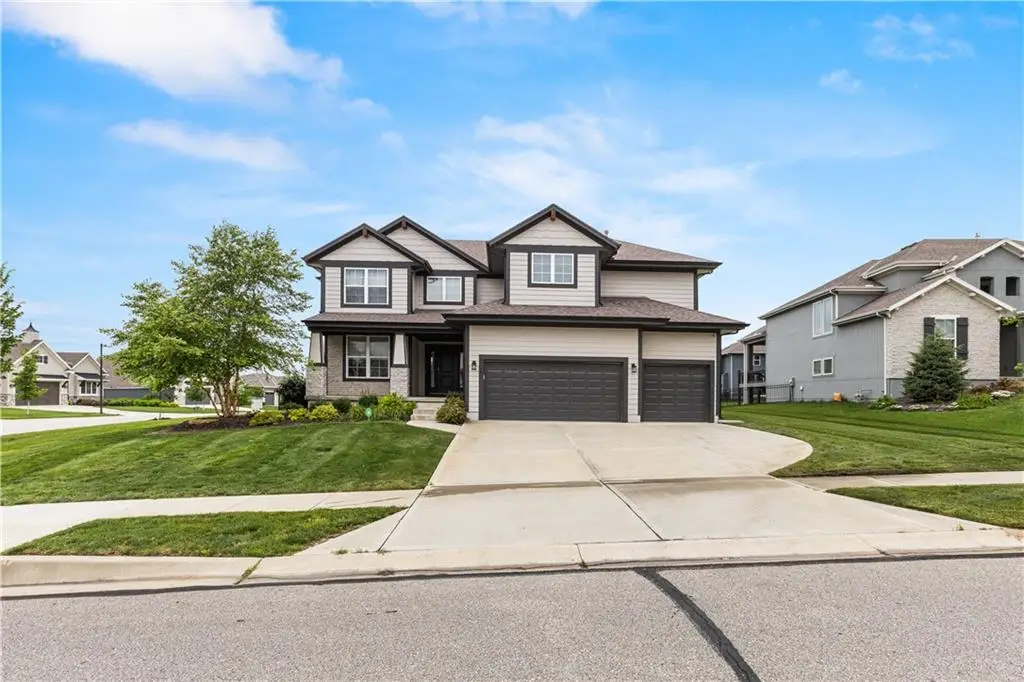 9196 Green Road, Lenexa, KS 66227 - #1