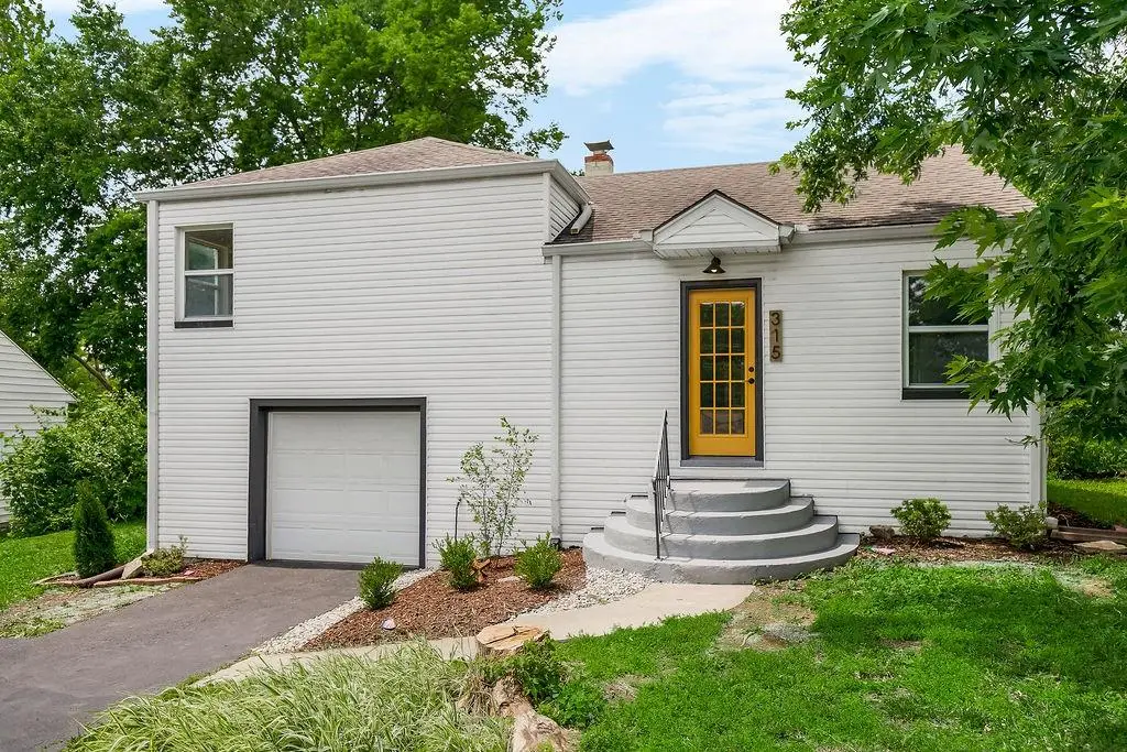 315 NE Northcrest Drive, Kansas City, MO 64116 - #1