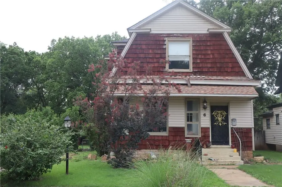 6 S Holbrook Street, Fort Scott, KS 66701 - #2