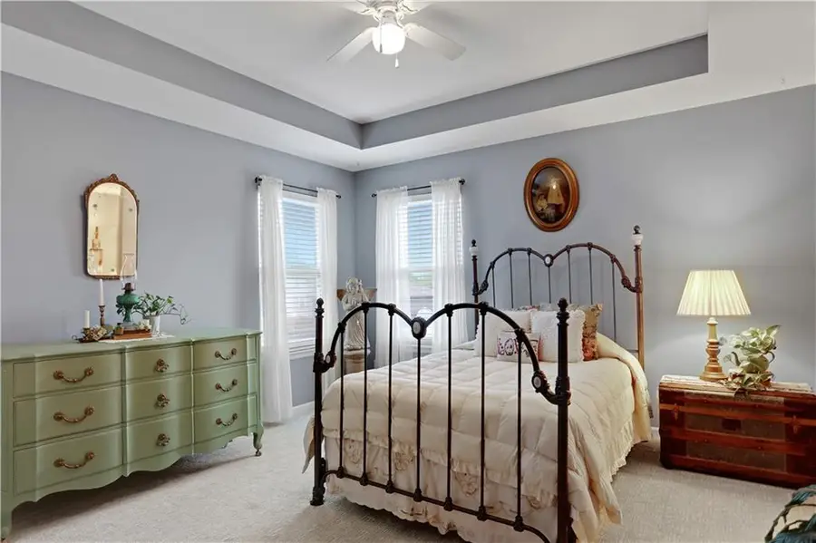 402 Poplar Street, Peculiar, MO 64078 - #3