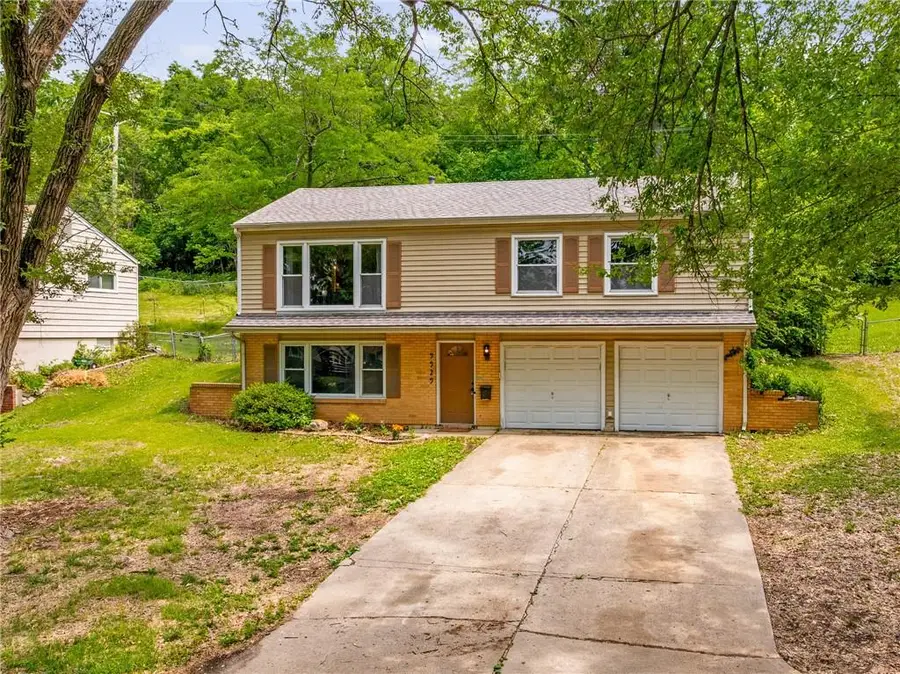 9929 Harrison Street, Kansas City, MO 64131 - #3
