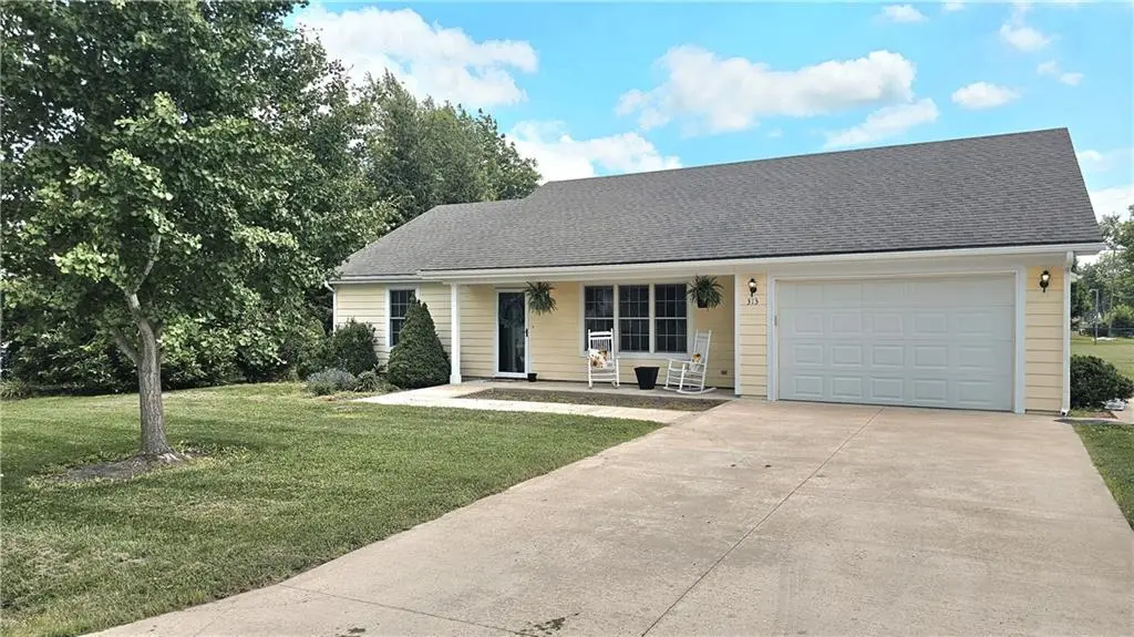 313 S Thompson Street, Butler, MO 64730 - #1