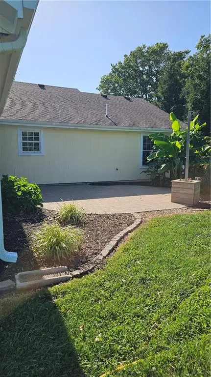 313 S Thompson Street, Butler, MO 64730 - #2