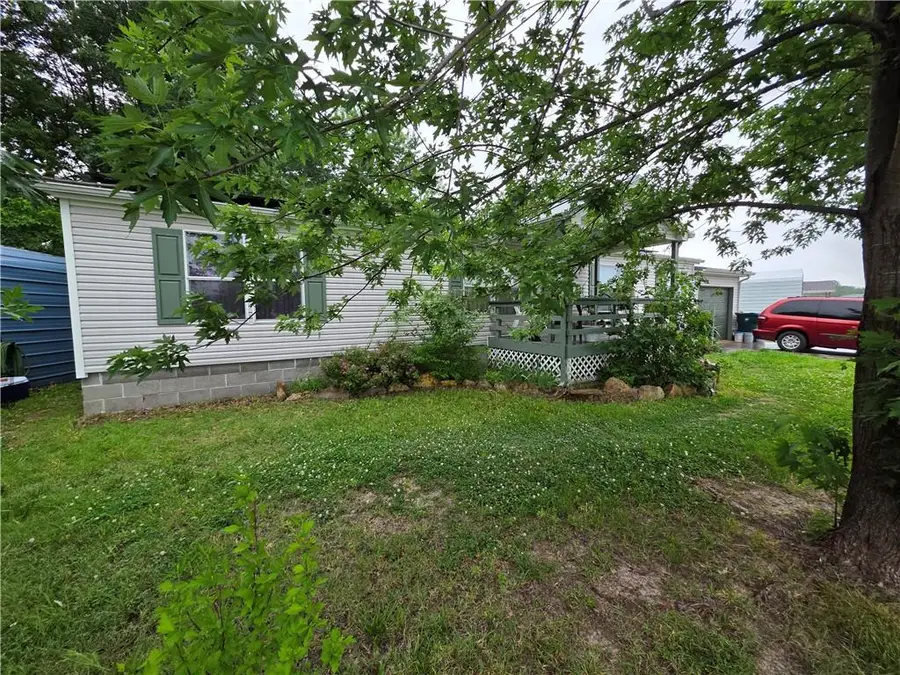 1314 S 26th Street, Parsons, KS 67357 - #2