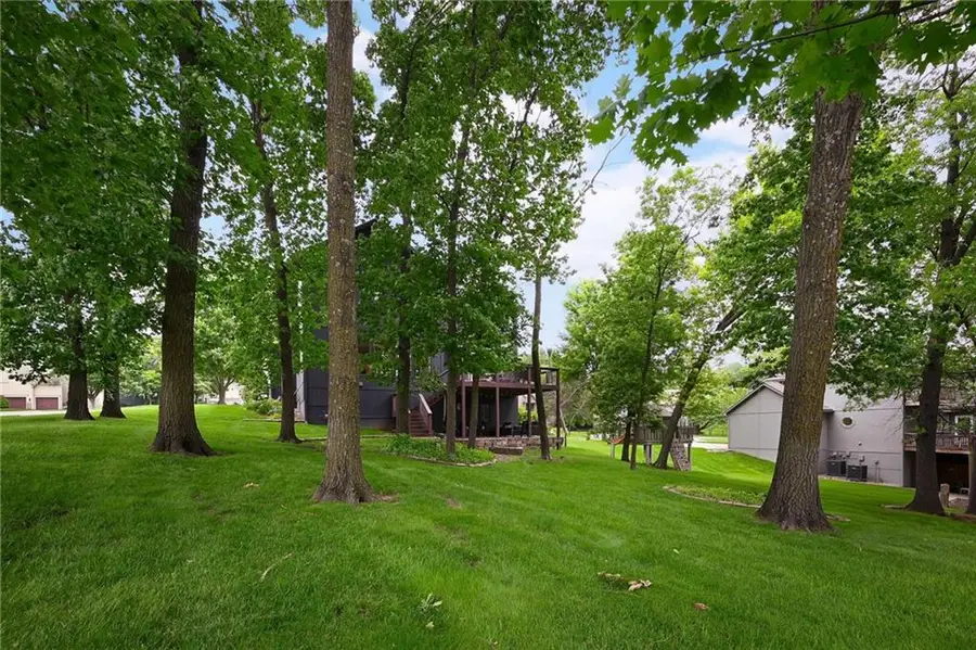 14517 W 49th Street, Shawnee, KS 66216 - #3
