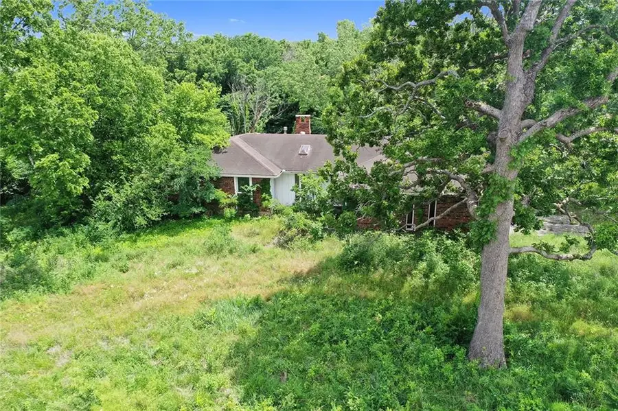 10099 K-68 Highway, Louisburg, KS 66053 - #3