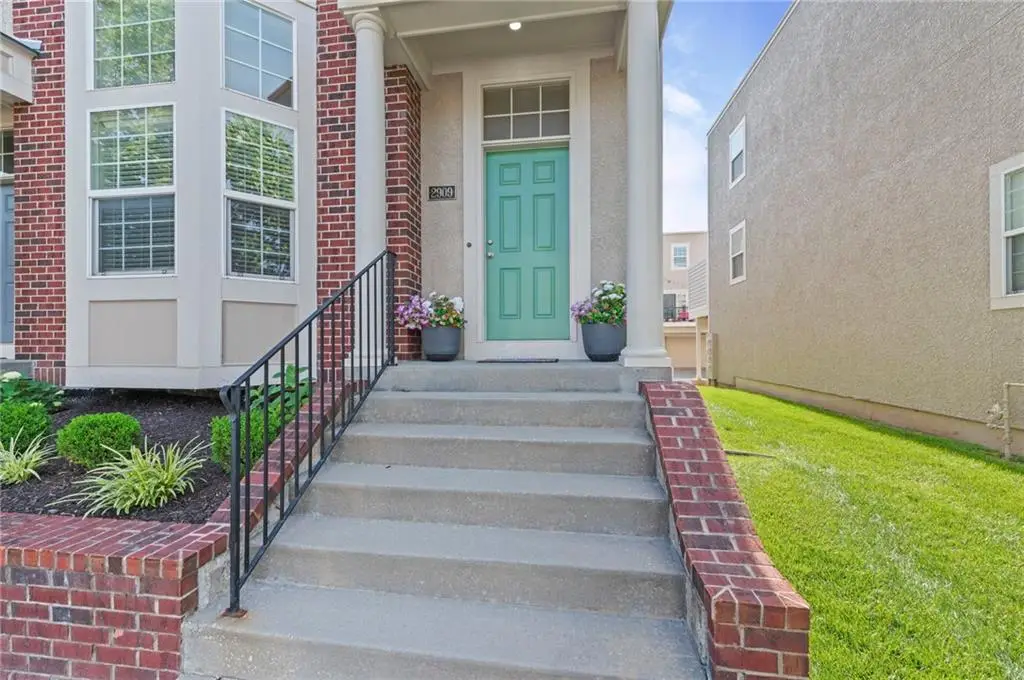 2909 Swift Street, North Kansas City, MO 64116 - #1