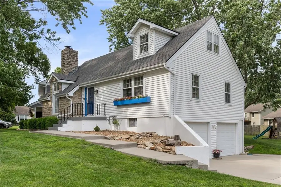 520 SW Windmill Lane, Lees Summit, MO 64082 - #3