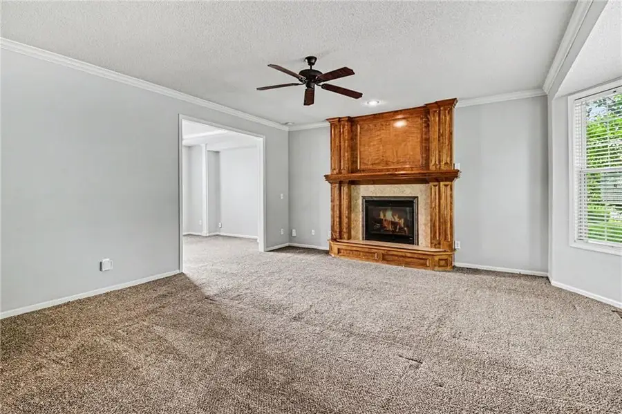 891 S Clearwater Creek Drive, Olathe, KS 66061 - #3