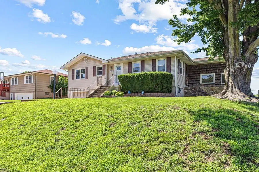 3911 Bucher Drive, Saint Joseph, MO 64503 - #2