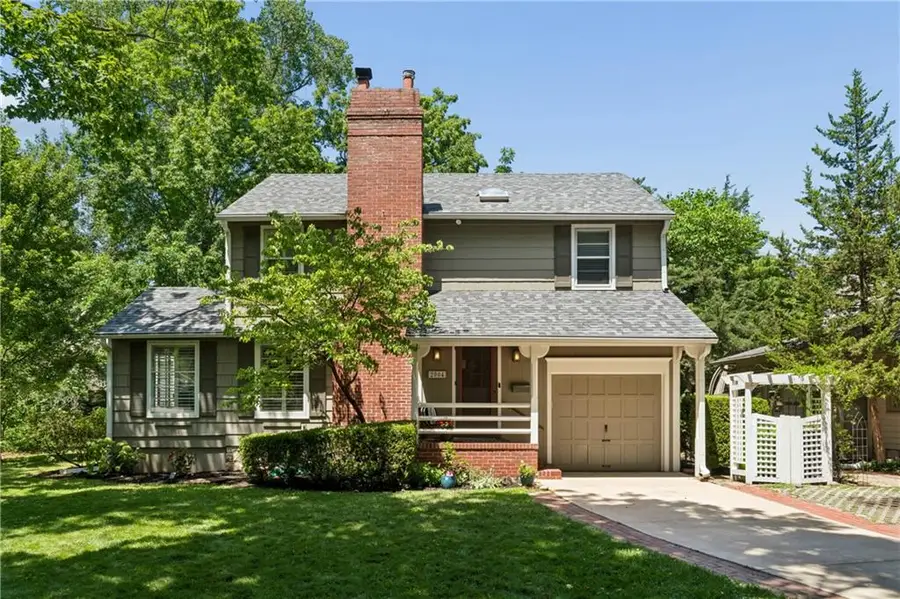 2004 W 50th Street, Westwood Hills, KS 66205 - #2