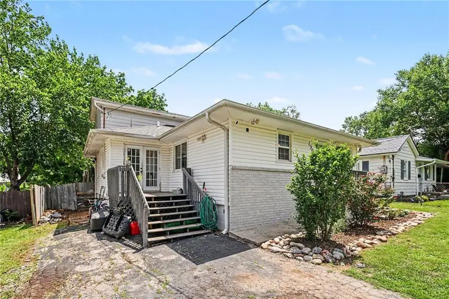 1507 N Mccoy Street, Independence, MO 64050 - #3