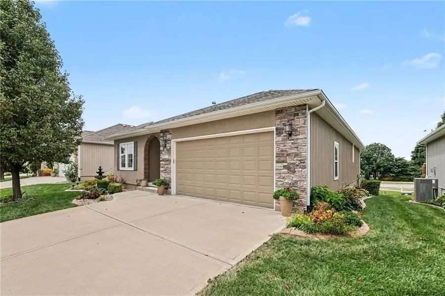 4510 SW Olympia Drive, Lees Summit, MO 64082 - #3