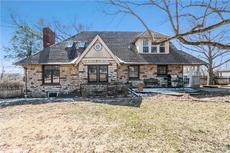 609 E 92nd Terrace, Kansas City, MO 64131 - #3