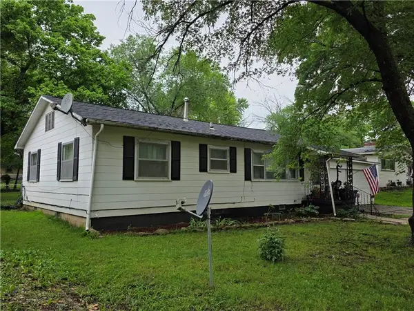 304 Warwick Road, Coffeyville, KS 67337