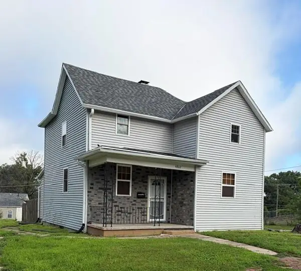 4802 King Hill Avenue, St Joseph, MO 64504