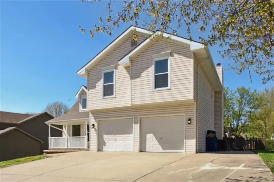 724 N Plum Rose Drive, Liberty, MO 64068 - #2