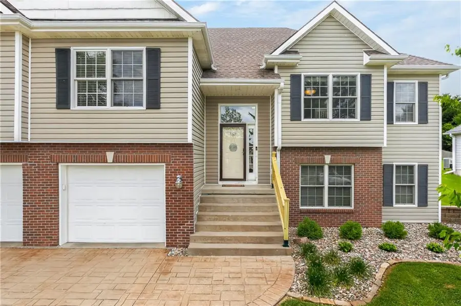 5125 Brookhaven Drive, Saint Joseph, MO 64507 - #3