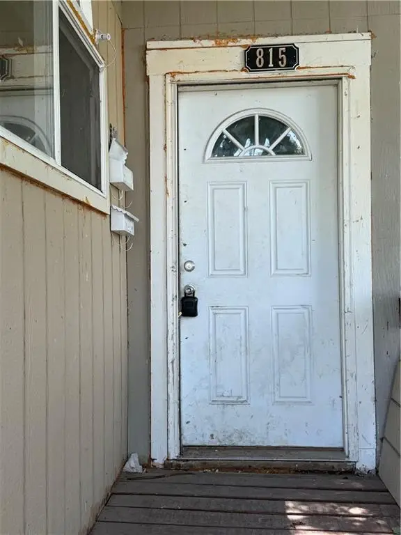 815 N 13th Street, St Joseph, MO 64501
