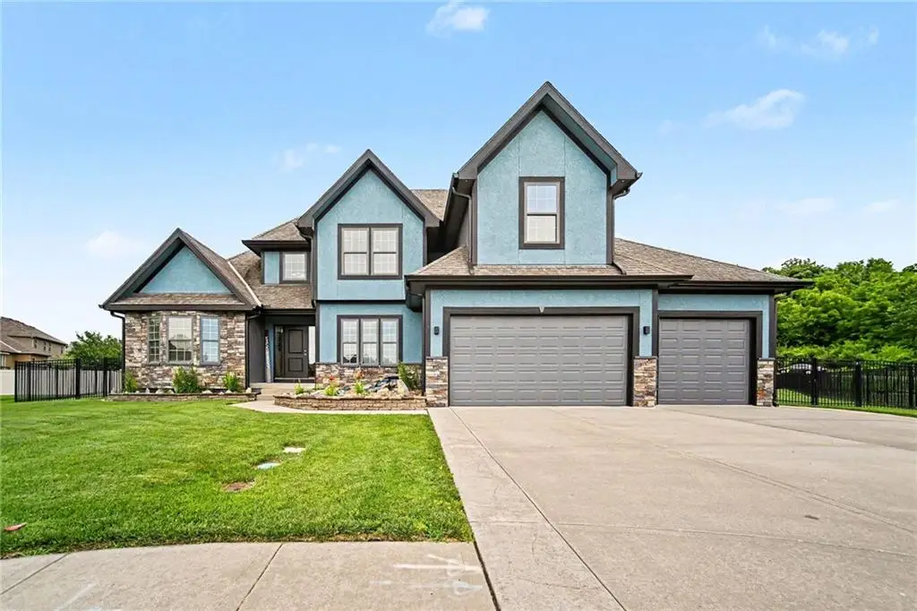 3221 S Mize Ridge Court, Independence, MO 64057 - #1