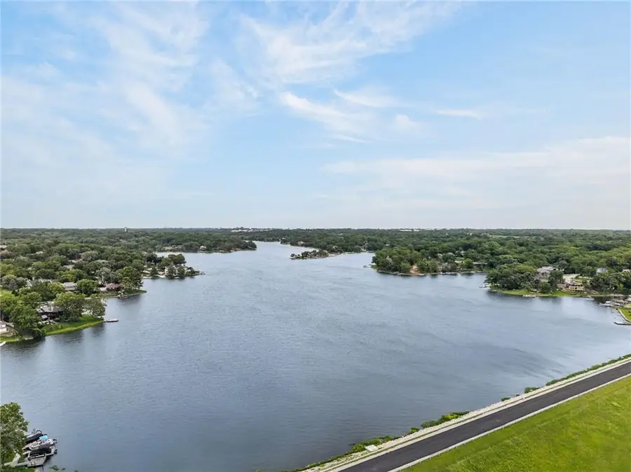 7608 NW Roberts Road, Weatherby Lake, MO 64152 - #2