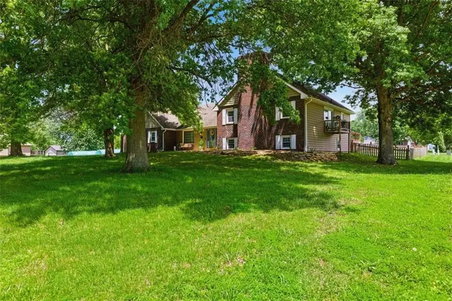 111 Elm Street, Lathrop, MO 64465 - #3