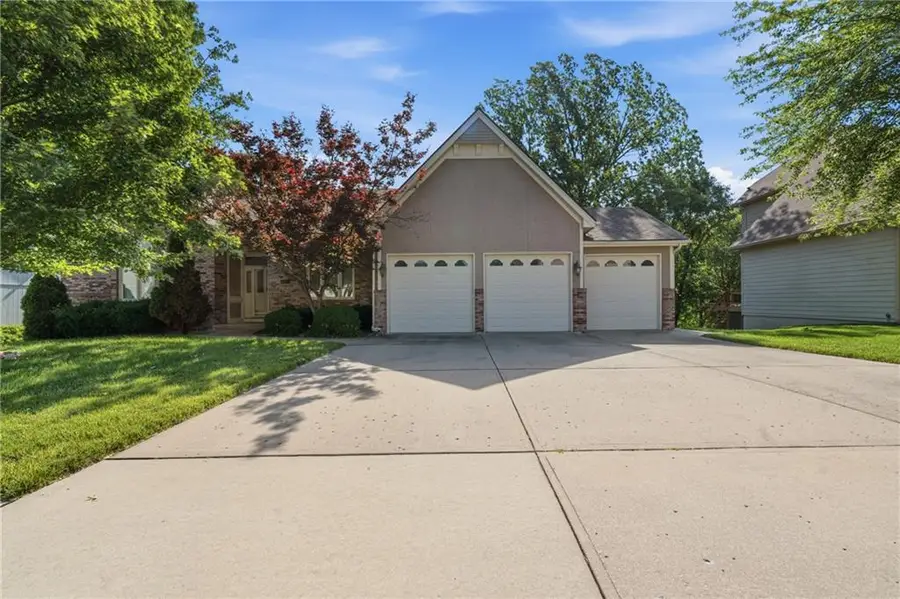 7809 N Revere Drive, Kansas City, MO 64151 - #3