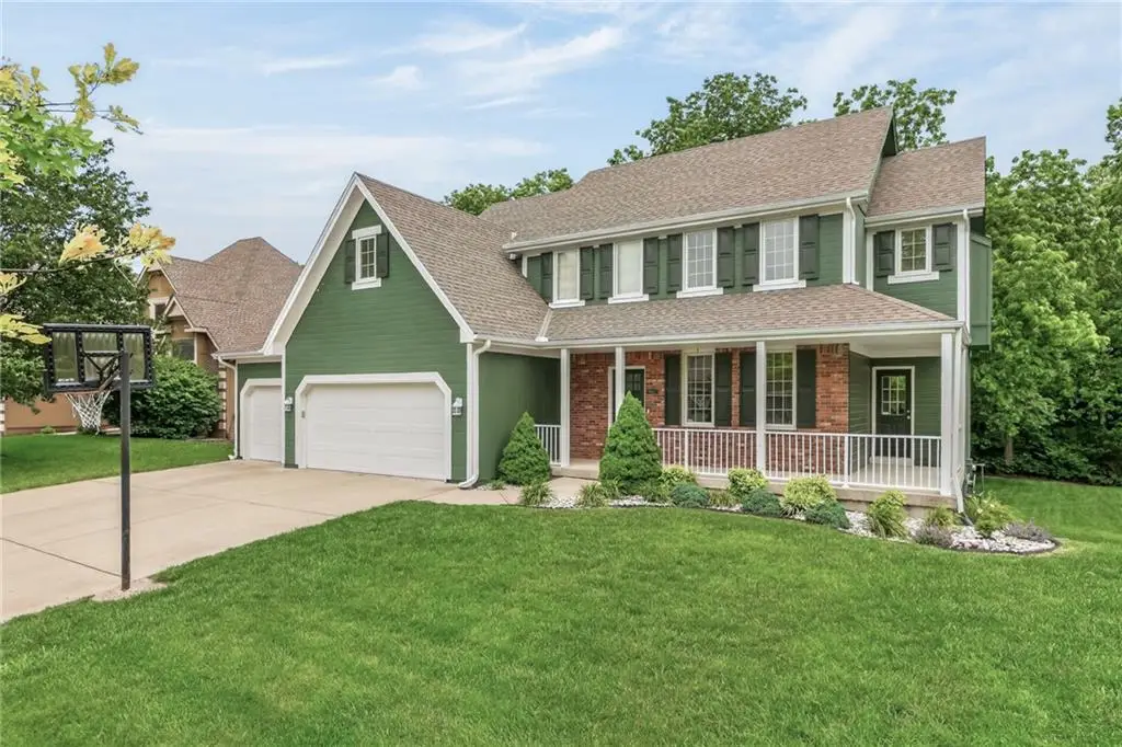 9027 N Manning Avenue, Kansas City, MO 64157 - #1