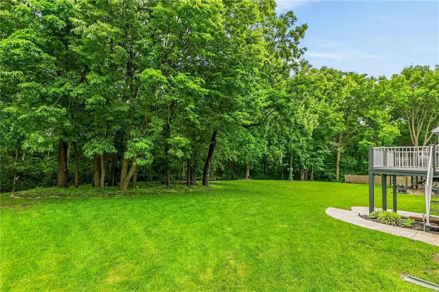 9027 N Manning Avenue, Kansas City, MO 64157 - #3