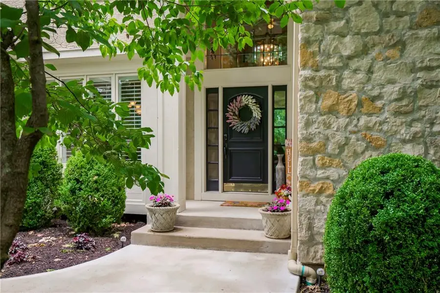 4522 N Mulberry Court, Kansas City, MO 64116 - #2