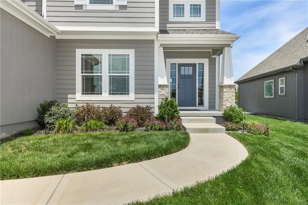 2018 SW Farm Field Lane, Lees Summit, MO 64082 - #1