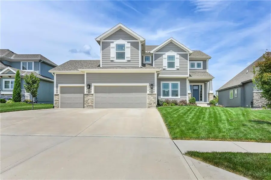 2018 SW Farm Field Lane, Lees Summit, MO 64082 - #2